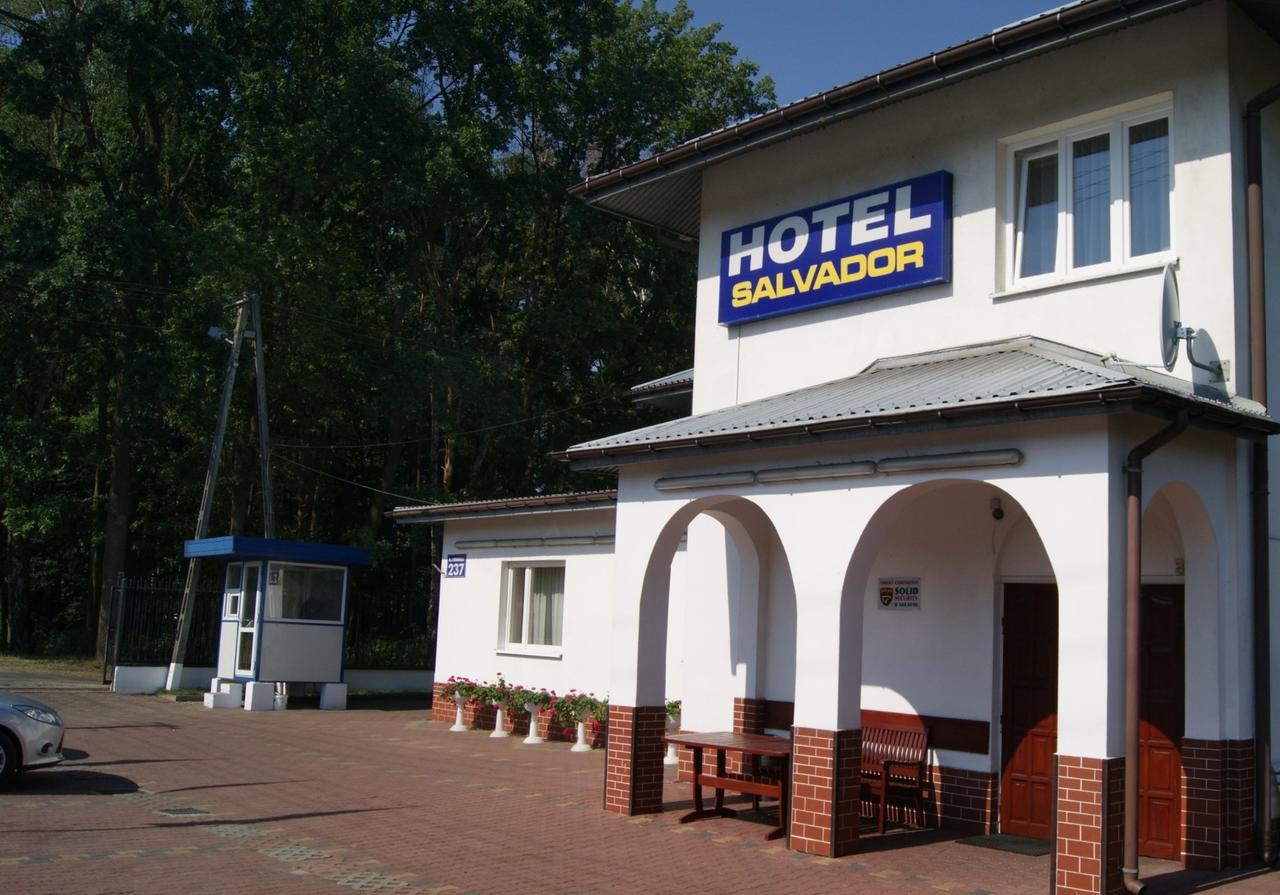 Hotel Salvador Марки Экстерьер фото